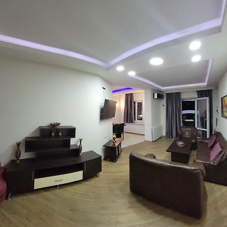 Cozy & Sweet Home Tbilisi Esterno foto