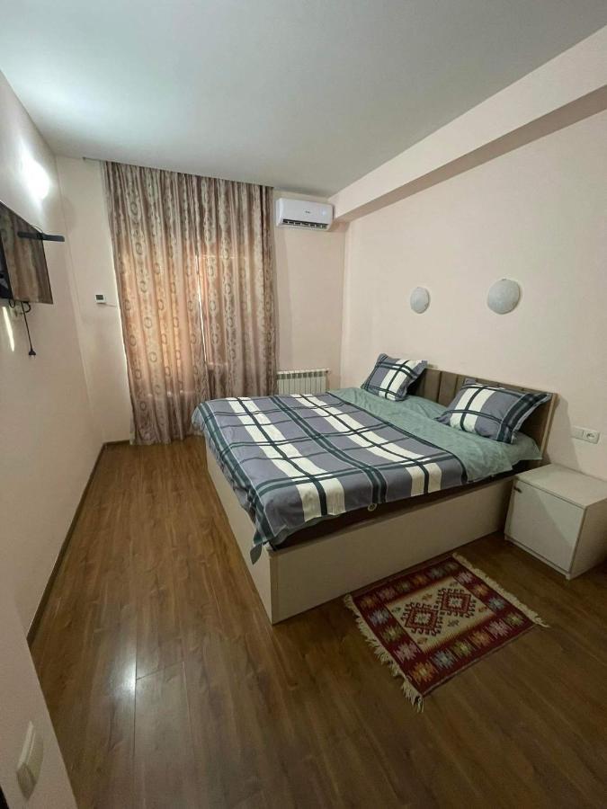 Cozy & Sweet Home Tbilisi Esterno foto