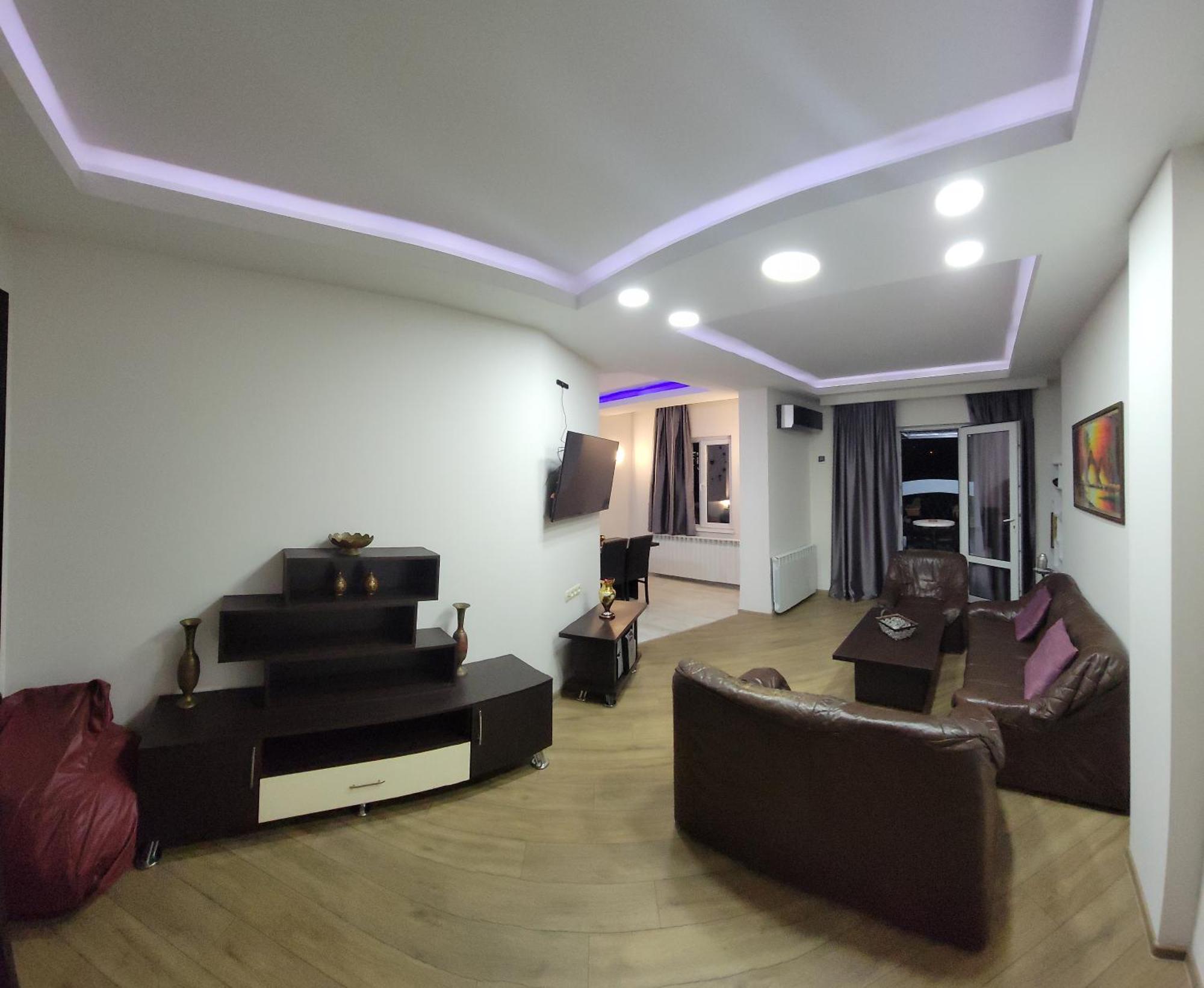 Cozy & Sweet Home Tbilisi Esterno foto