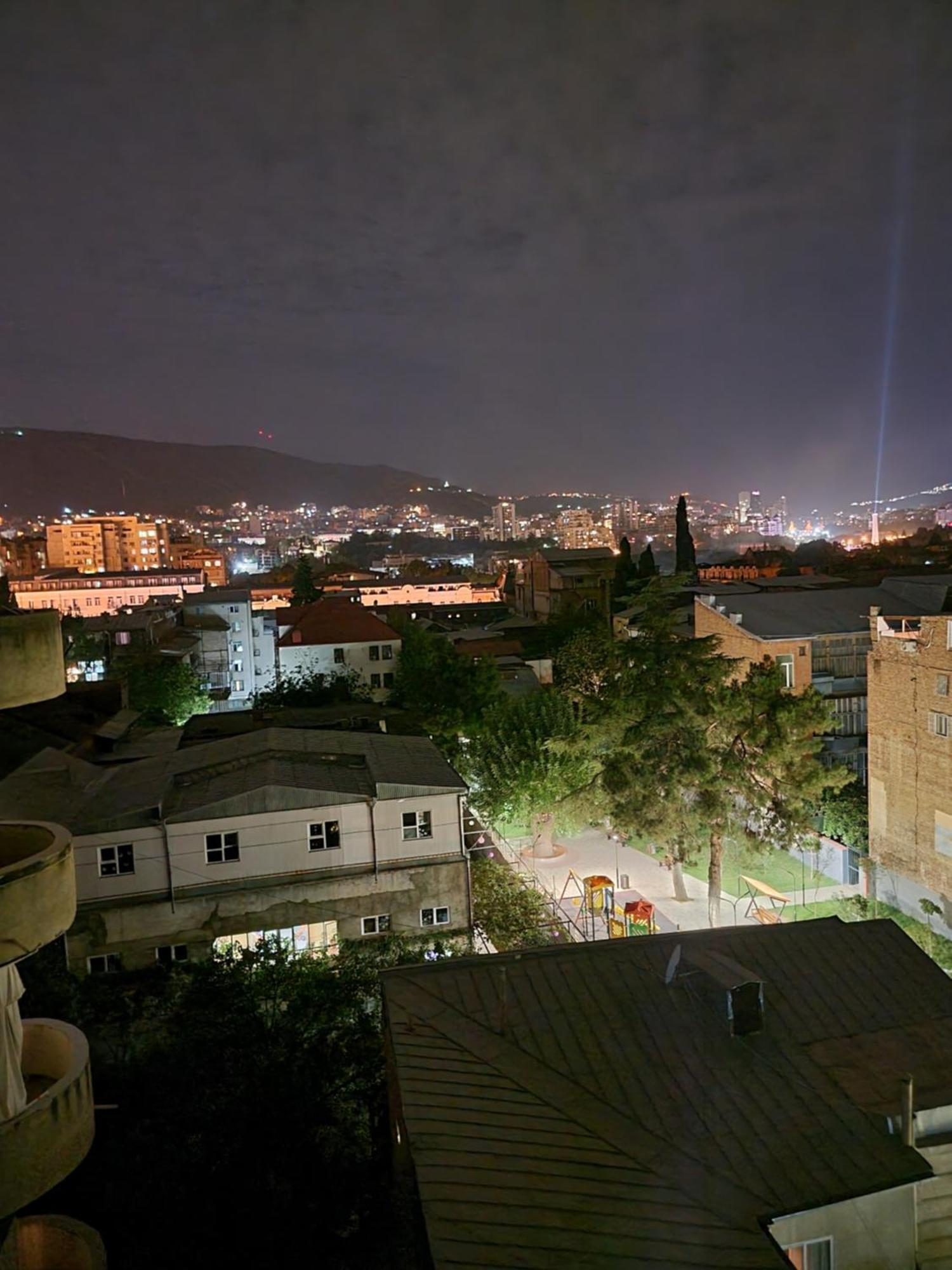 Cozy & Sweet Home Tbilisi Esterno foto